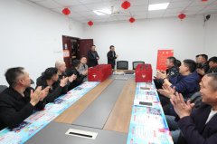 皖北煤电智能公司慰问掘锚成套装备联调联试“英雄区队”